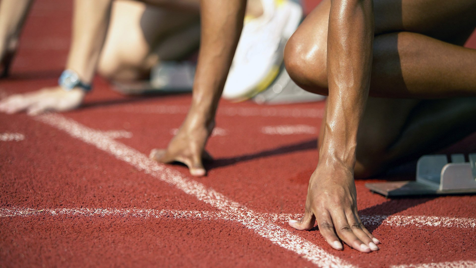 冠军选手200蝶转身数据曝光，100蝶半决赛